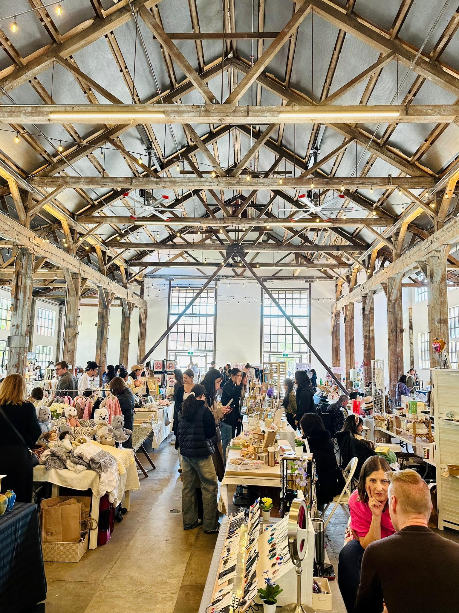 Vanyoo Fall Market