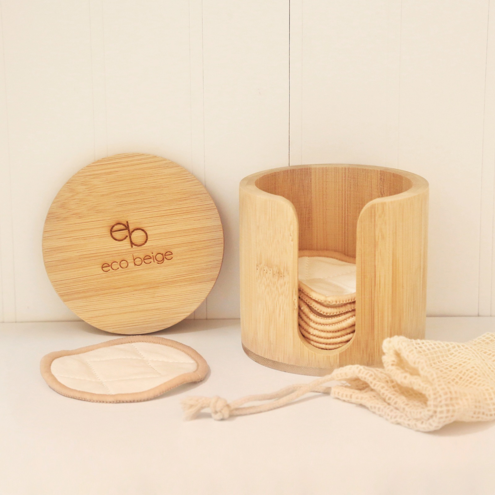 Eco_Beige_Reusable_Facial_Rounds_with_Bamboo_Case_Featured_Image Eco_Beige_Reusable_Facial_Rounds_with_Bamboo_Case_Featured_Image