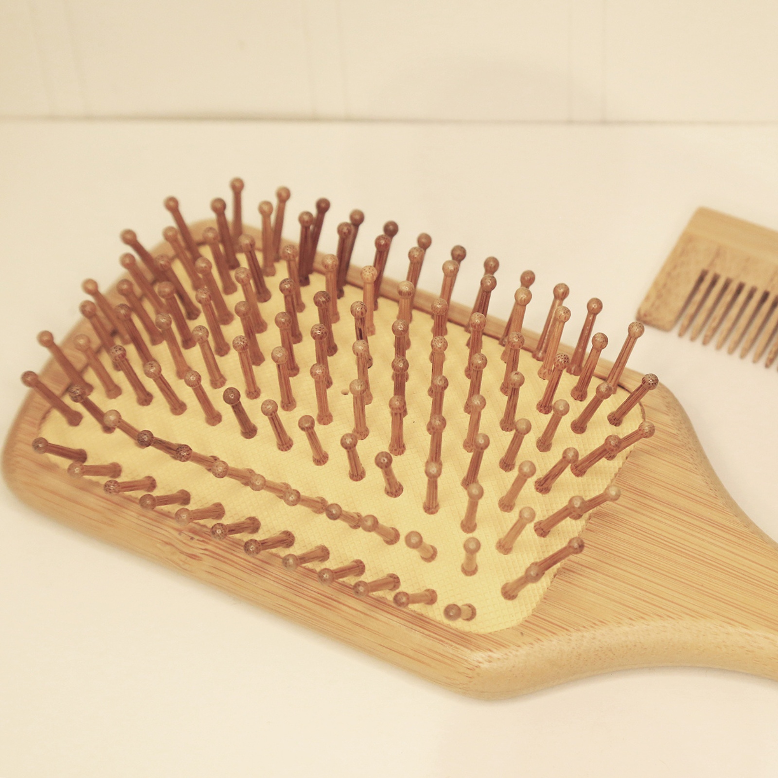 Eco_Beige_Cushioned_Bamboo_Hair_Brush_Rectangle_2 Eco_Beige_Cushioned_Bamboo_Hair_Brush_Rectangle_2