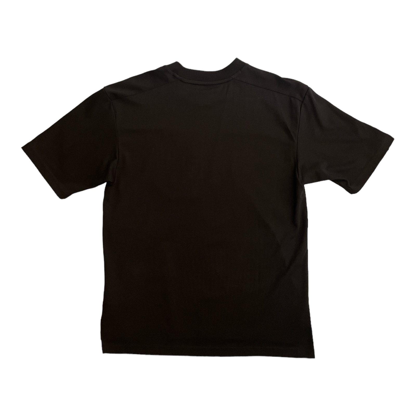 PUMA_Black_Shirt_with_Zip_pocket_Back PUMA_Black_Shirt_with_Zip_pocket_Back