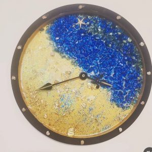 Beach resin clock