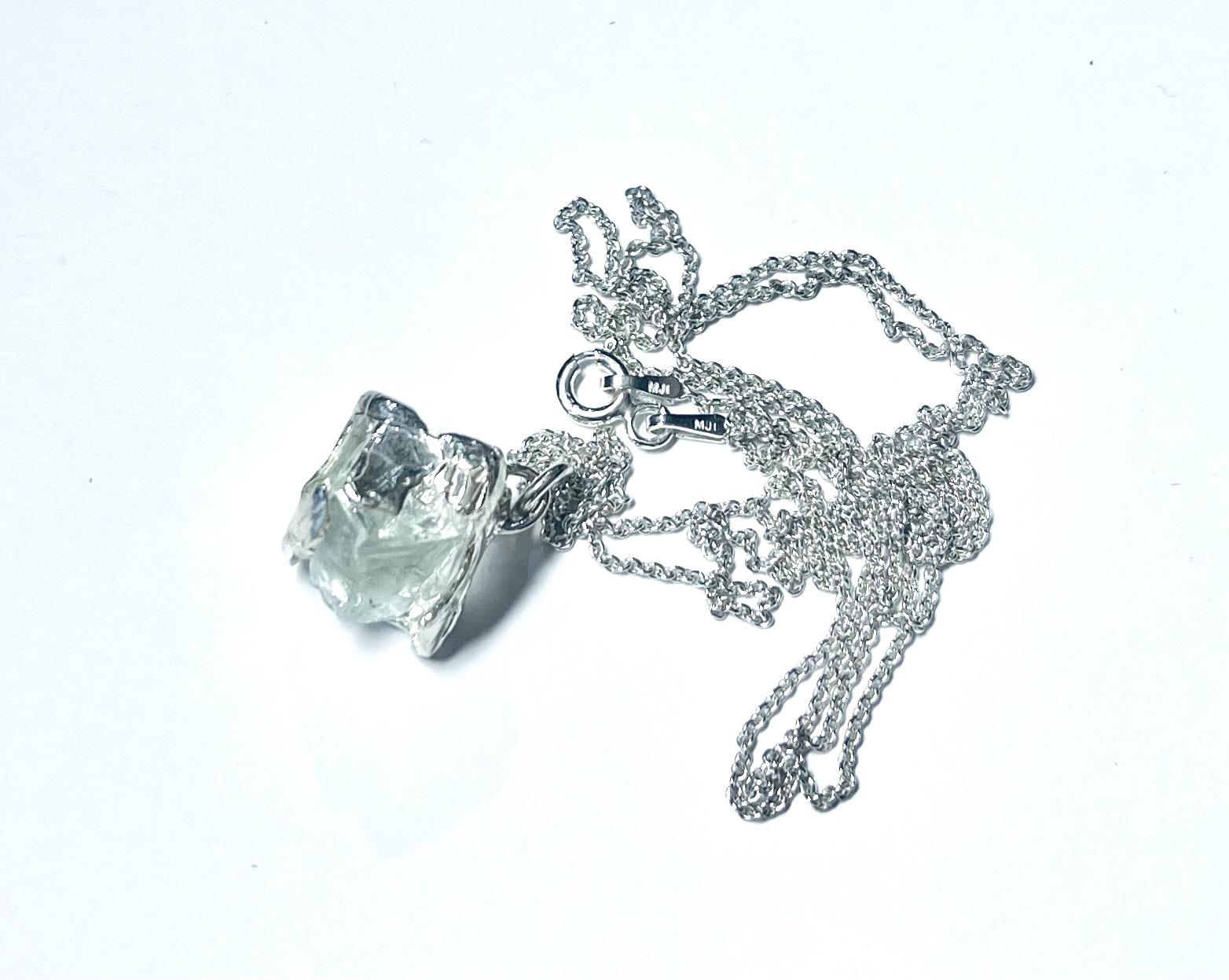 Bustop Medium Pendant